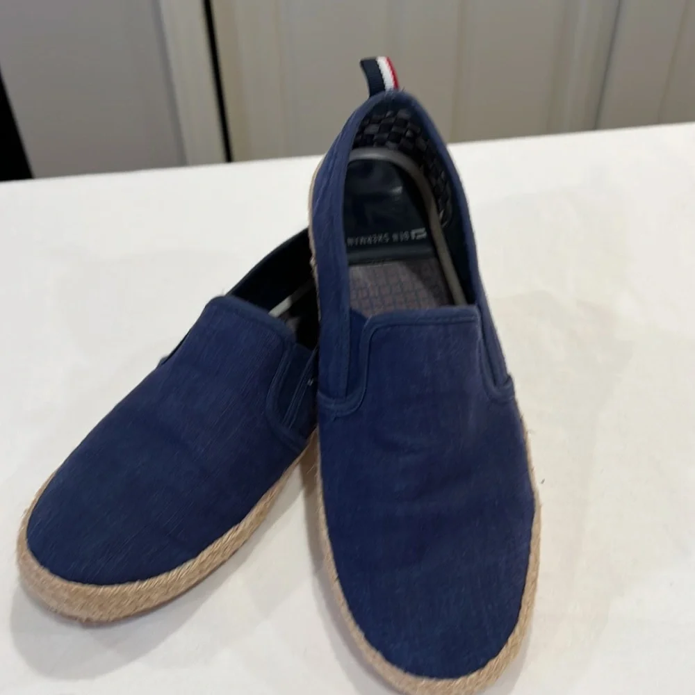 Ben Sherman men’s navy canvas boat shoes